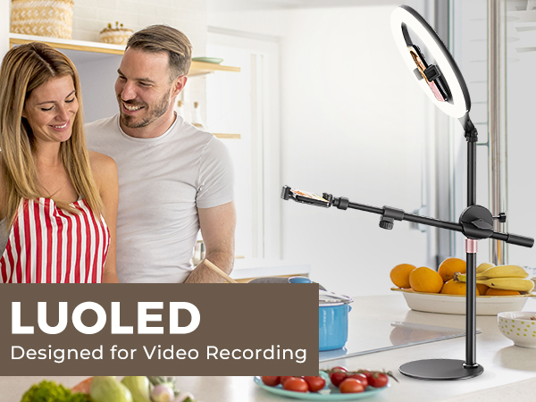 The 360° rotating arm and height-adjustable stand ,Foldable base suitable for kitchen photography