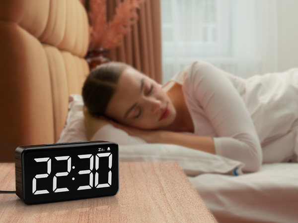 digital alarm clocks for bedroom
