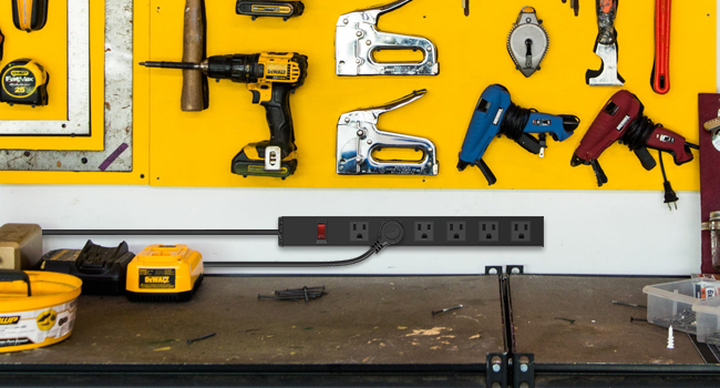 wall mount power strip surge protector