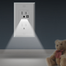 SOZULAMP Night Light with Two 15A Tamper Resistant Outlets