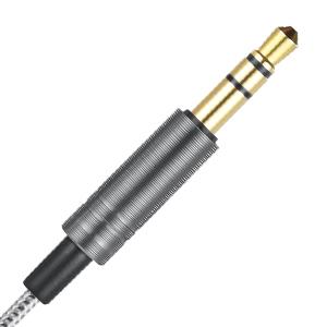 3.5mm headphone jack with gold plated connectors for best connection