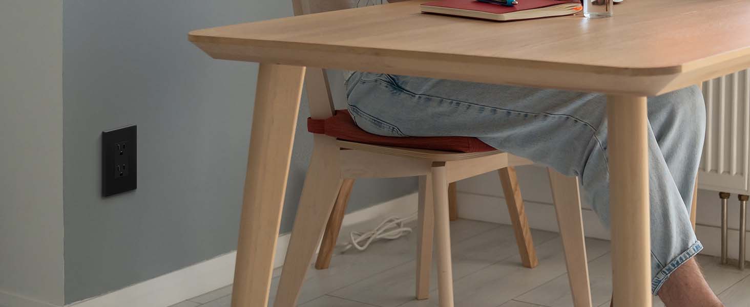 T-61502-TR Lifestyle images-PC-01