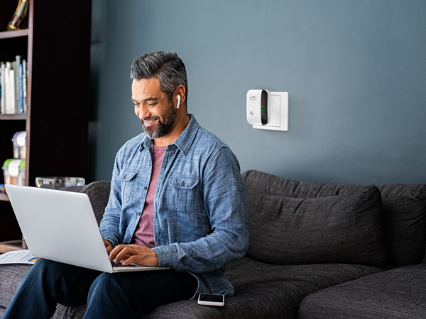 wifi extender with ethernet port