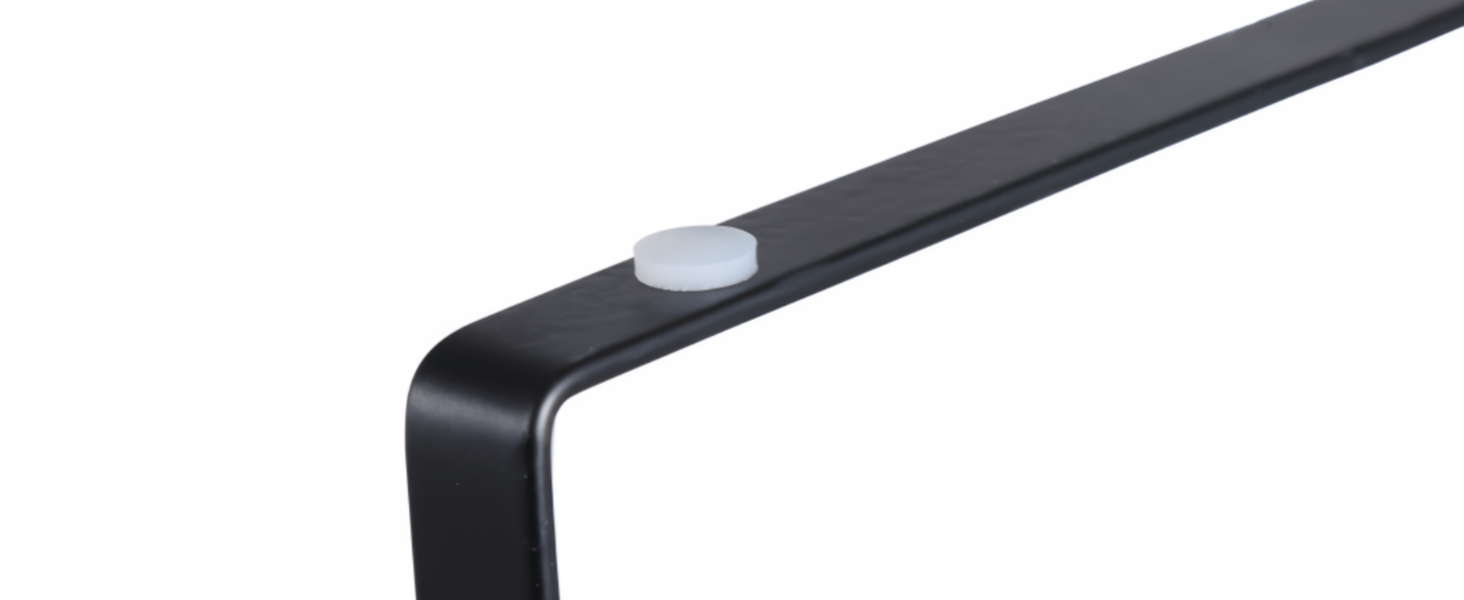 The base has rubber padstoprotectyour table fromscratches