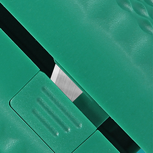 with Replaceable Blades