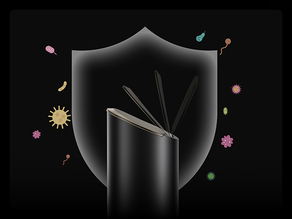 Salt and pepper grinder set