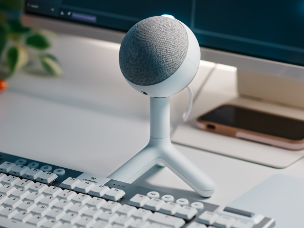 yeti orb wired condenser gaming microphone with lightsync rgb lights