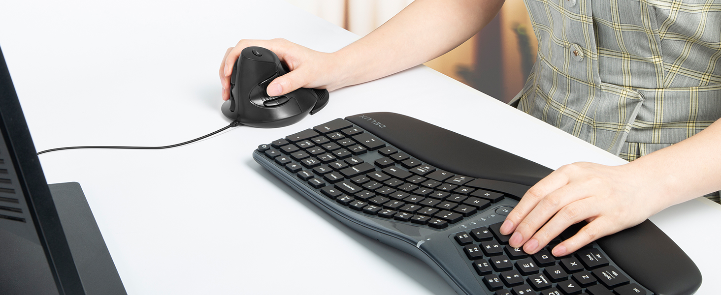 DELUX M618XU ergonomic mouse