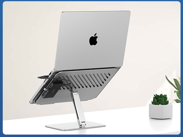 Magnetic USB Hub for Laptop Stand