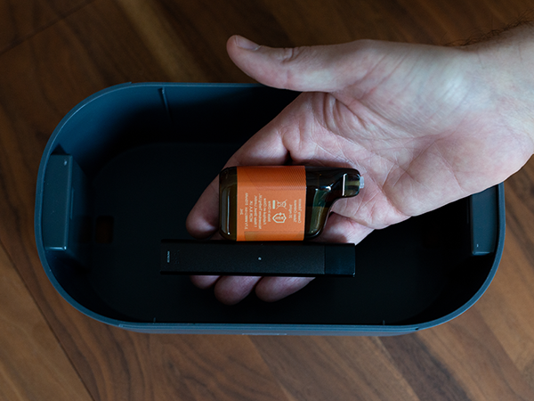 Digital detox box with timed phone restriction, ideal for screen-free living and improved focus.
