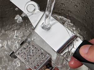 garlic press