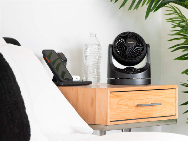 Bedroom fan, sleeping fan, cute fan, black fan, compact fan, small fan, side table fan, personal fan