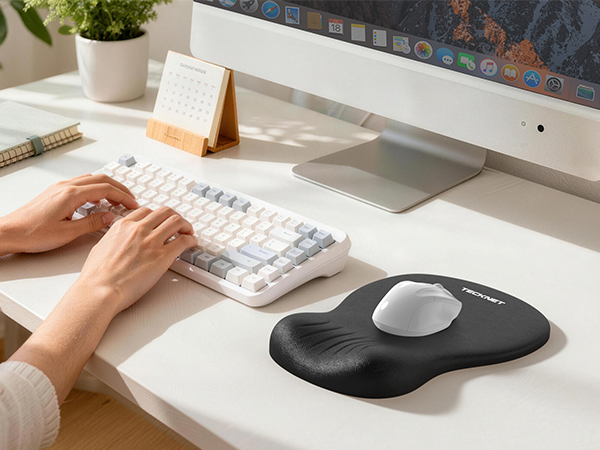Mouse Pad with Wrist Rest