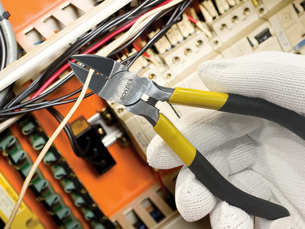 Pliers