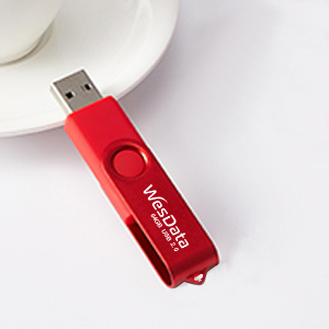 5 pack 64GB USB flash drives and 2 USB C adapters in a Case A-4