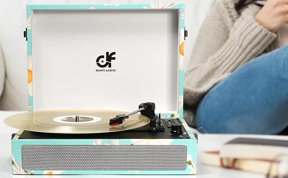 record player vintage style look