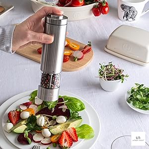 one handed operation electric pepper grinder