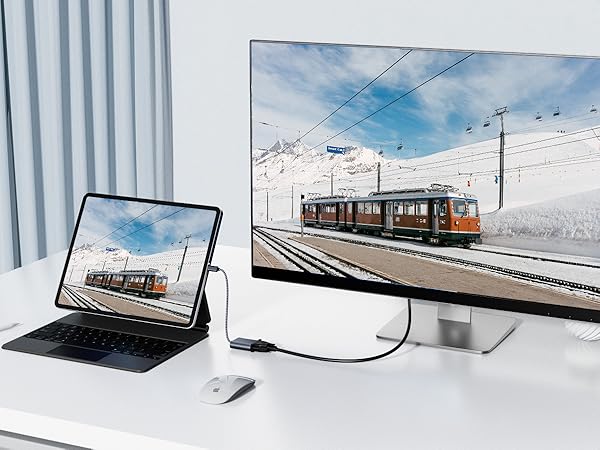 USB_C_to_VGA_adapter