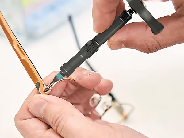 24 in 1 ratcheting screwdriver set
