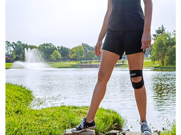 dual action knee strap