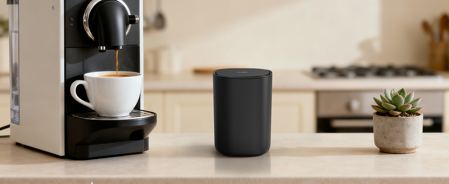 desktop trash can with lid