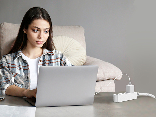 Flat plug Extension cord short power strip extension cord with multiple outlets