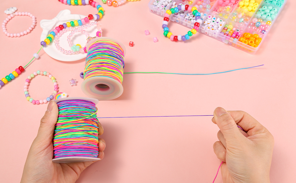 Test the elasticity of the elastic rope