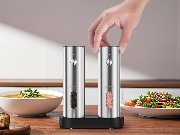 salt and pepper grinder set