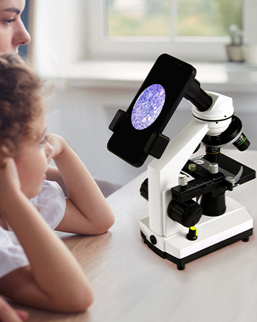 Monocular Microscope with LED Light