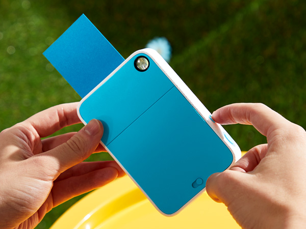 KODAK Printomatic+ Instant Print Digital Camera 