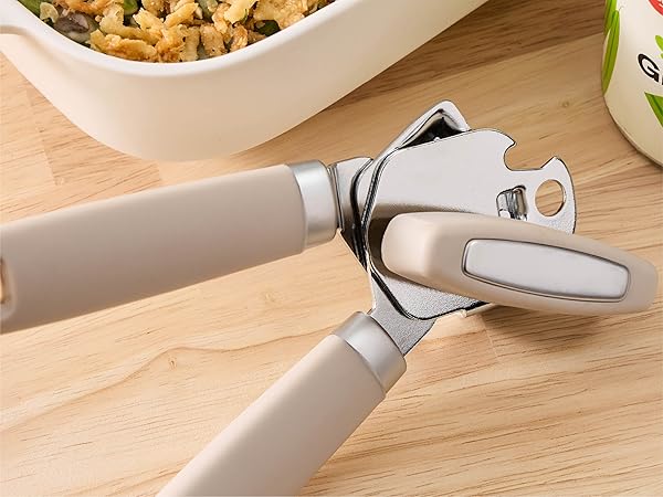 Stainless steel can opener is rust-resistant and easy to use