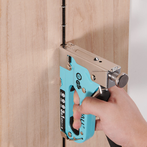 fastening wire with U type staples