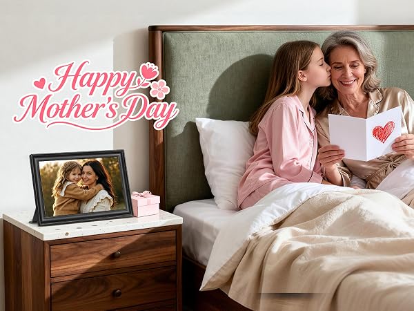 Frameo Digital Picture Frame