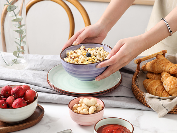 cereal bowls