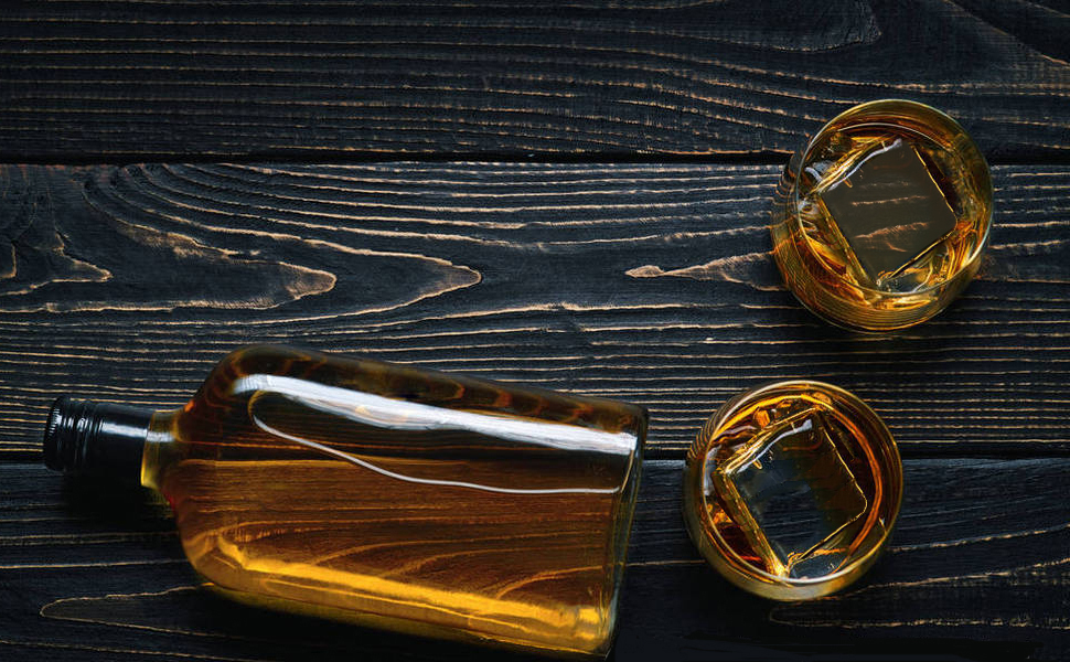 clear ice cube maker