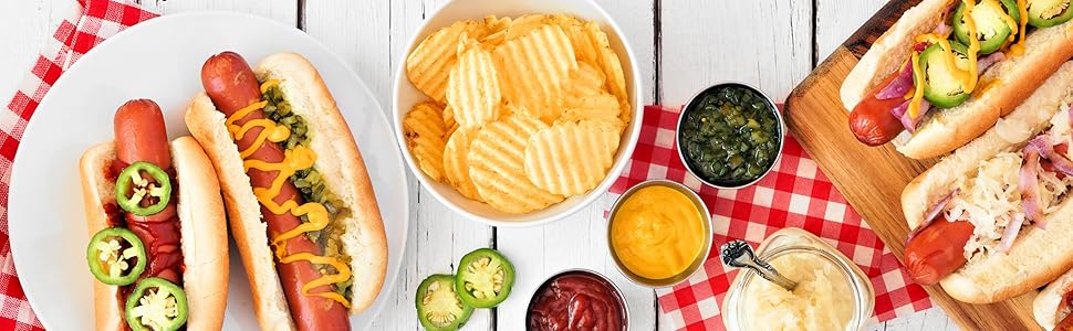 Delicious grilled hot dogs in your kitchen