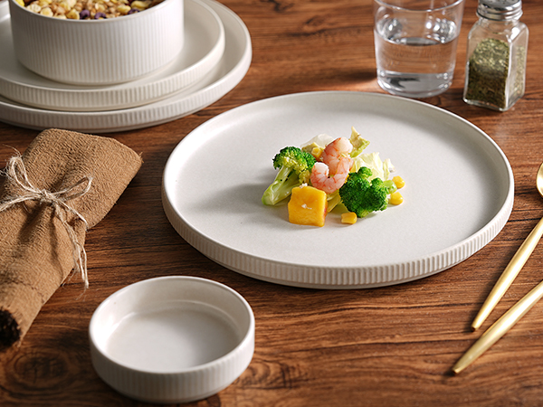 dinnerware set