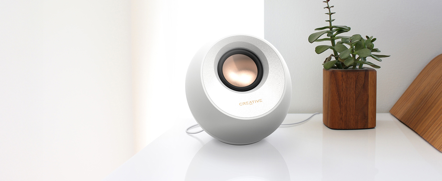 Single USB-C connection