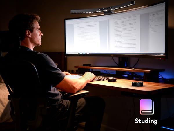 delivers true color for photographers and video editors when editing photos and reading text.