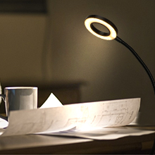 desk lamp for night reading