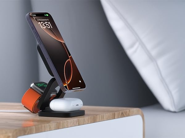 3 in 1 foldable charger for iphone iwatch airpods at home