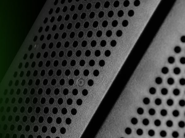 Reflective layer lsolated outside noise