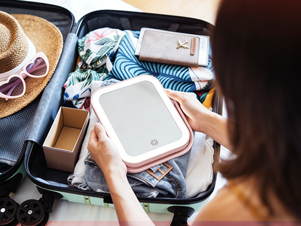 funtouch rechargeable travel makeup mirror