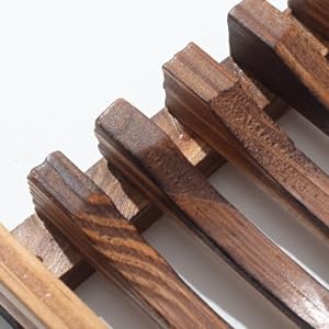 DETAIL of soap dish 3