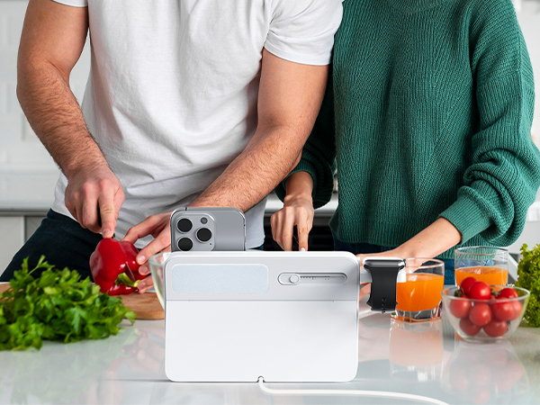 wireless charging station iphone samsung