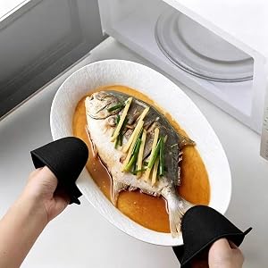 446? heat defense for BBQ, roasting, or pulling racks. Fits small hands perfectly.