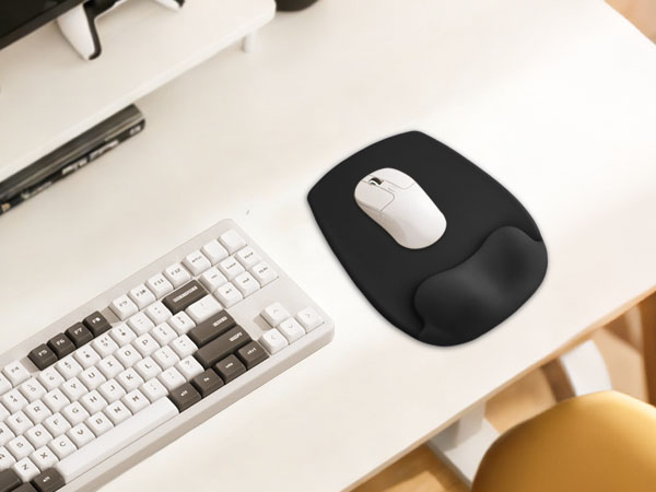 Mouse Pad with Wrist Rest Support
