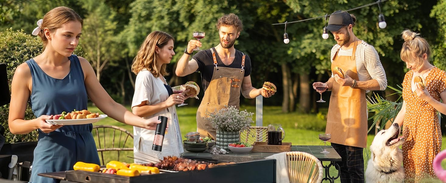 salt and pepper grinder set