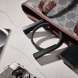 Hanging neck book light