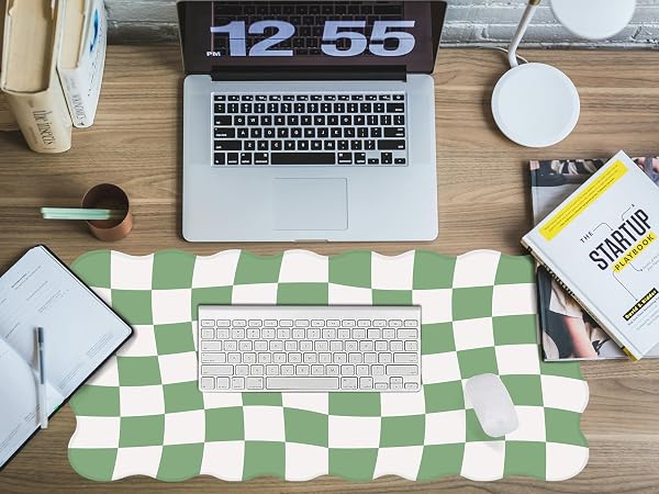 green mouse pad